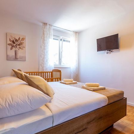 Apolon 2Bdr Apartment With Balcony زادار المظهر الخارجي الصورة