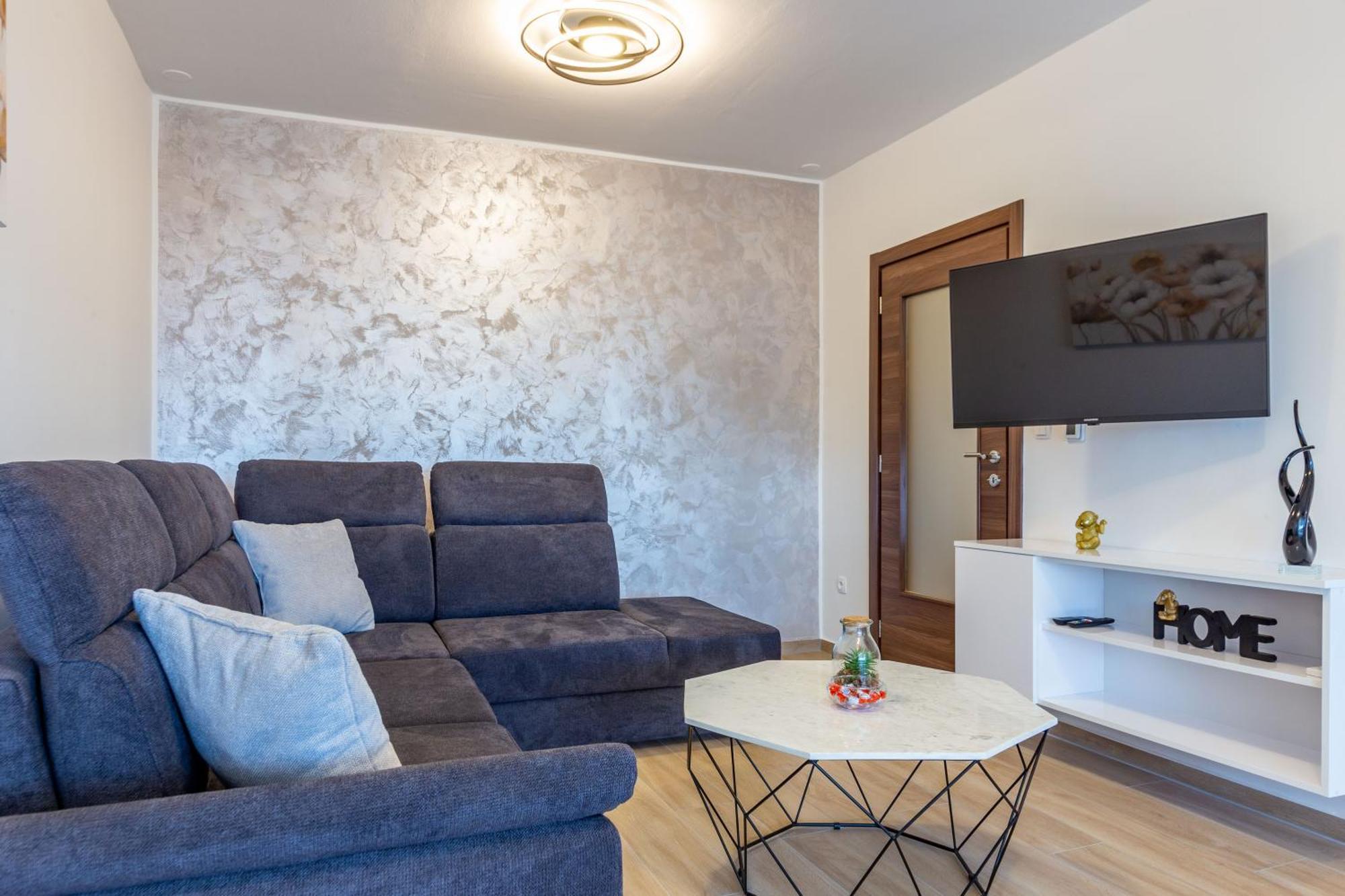 Apolon 2Bdr Apartment With Balcony زادار المظهر الخارجي الصورة