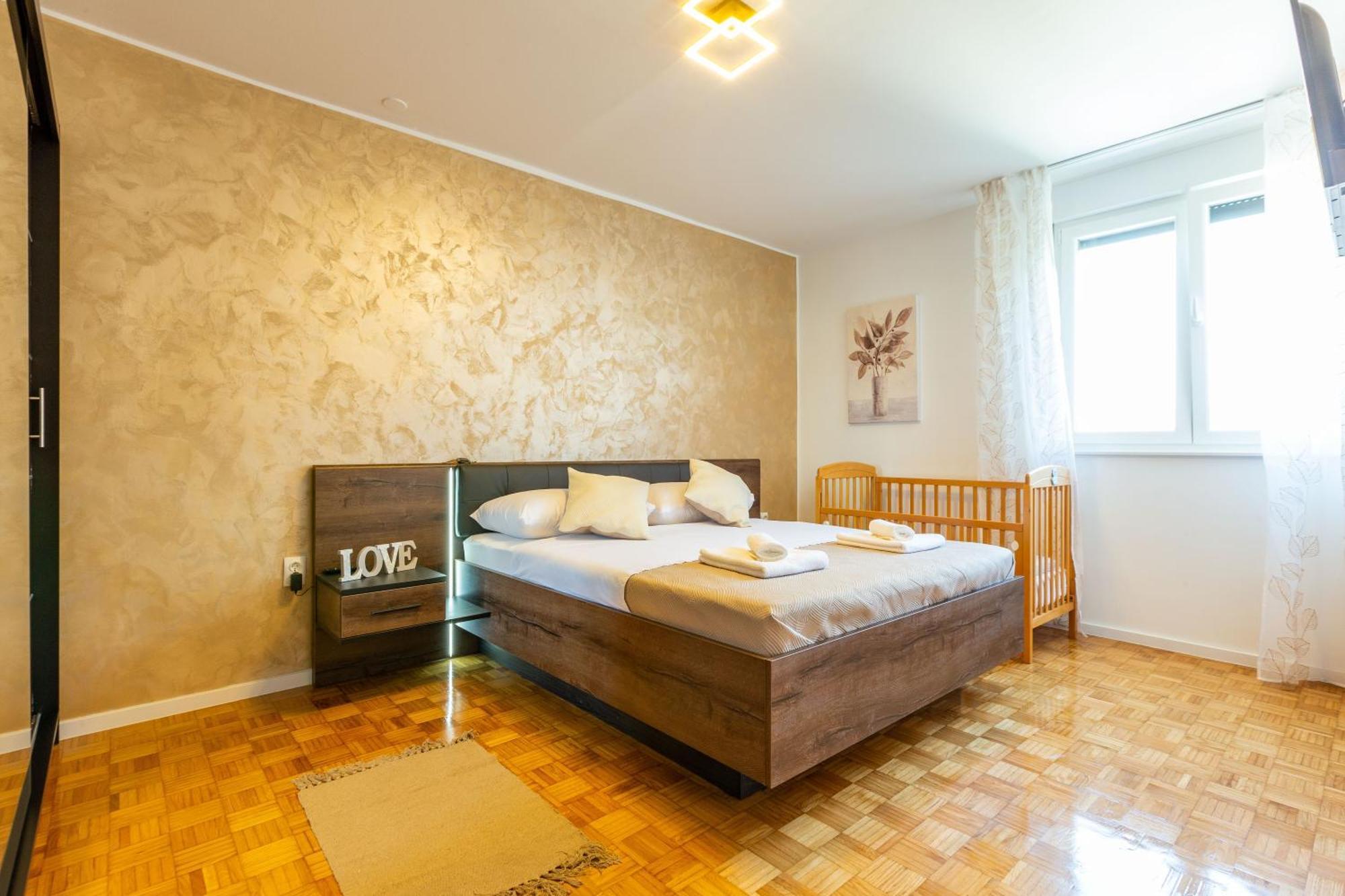 Apolon 2Bdr Apartment With Balcony زادار المظهر الخارجي الصورة